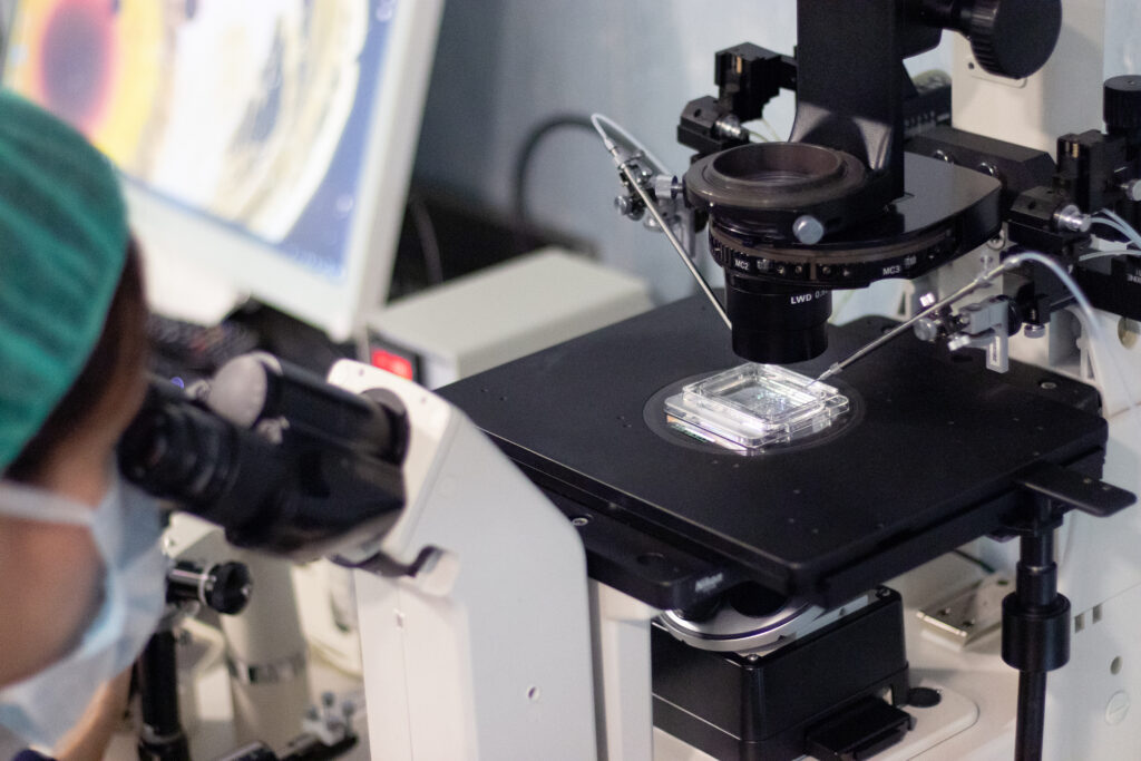 Tambre incorpore un milieu de culture innovant qui augmente de 40% la grossesse dans les cas les plus difficiles Les échecs d'implantation et les fausses couches récurrentes représentent entre 10 et 20% des traitements d'assistance médicale à la procréation échoués