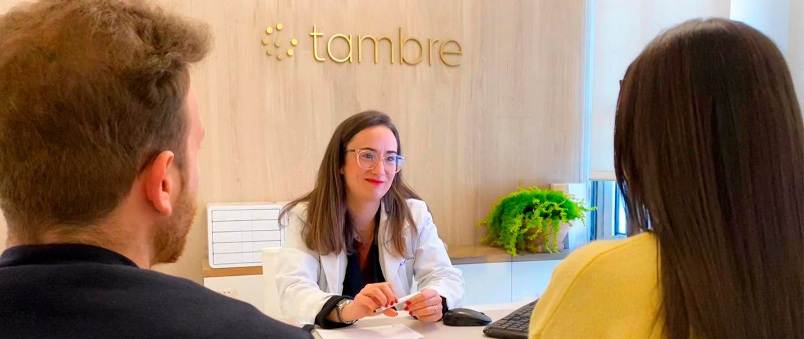 Dra Laura asesorando inmunología reproductiva.