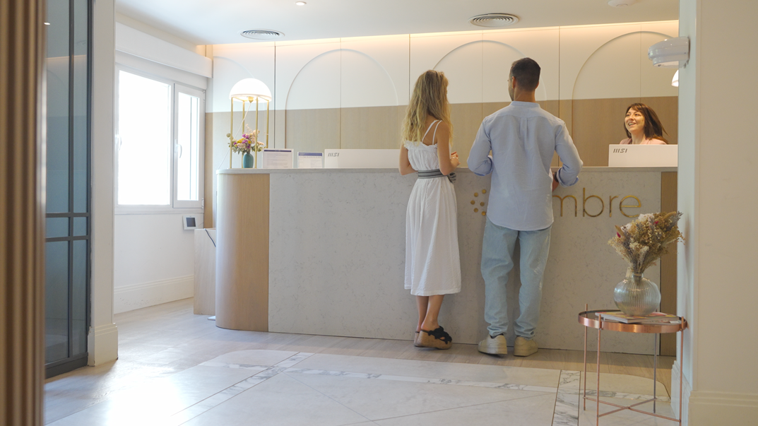A couple in Tambre's at Tambre's reception fertility clinic Madrid