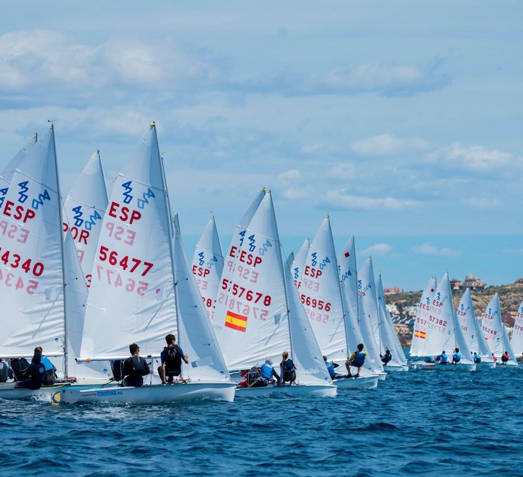 Tambre patrocina al equipo vela 420